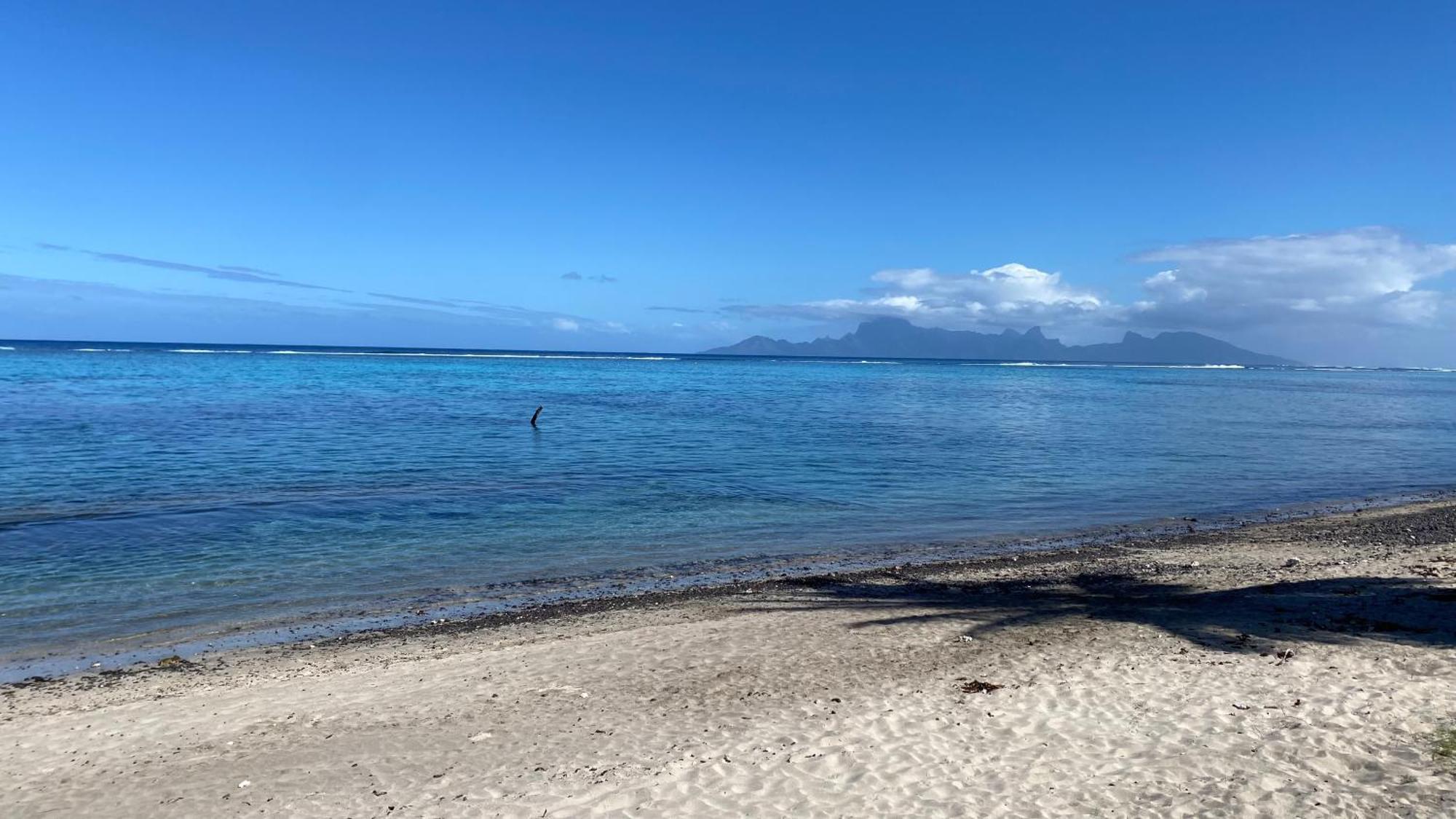 Villa Te Ura Beach Paea Exterior photo